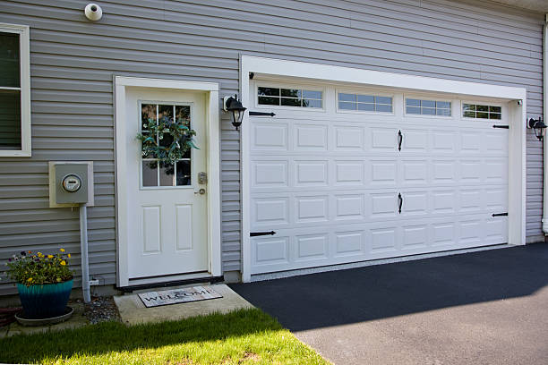 24/7 Emergency Garage Door Panel Replacement experts in Hamilton, MT